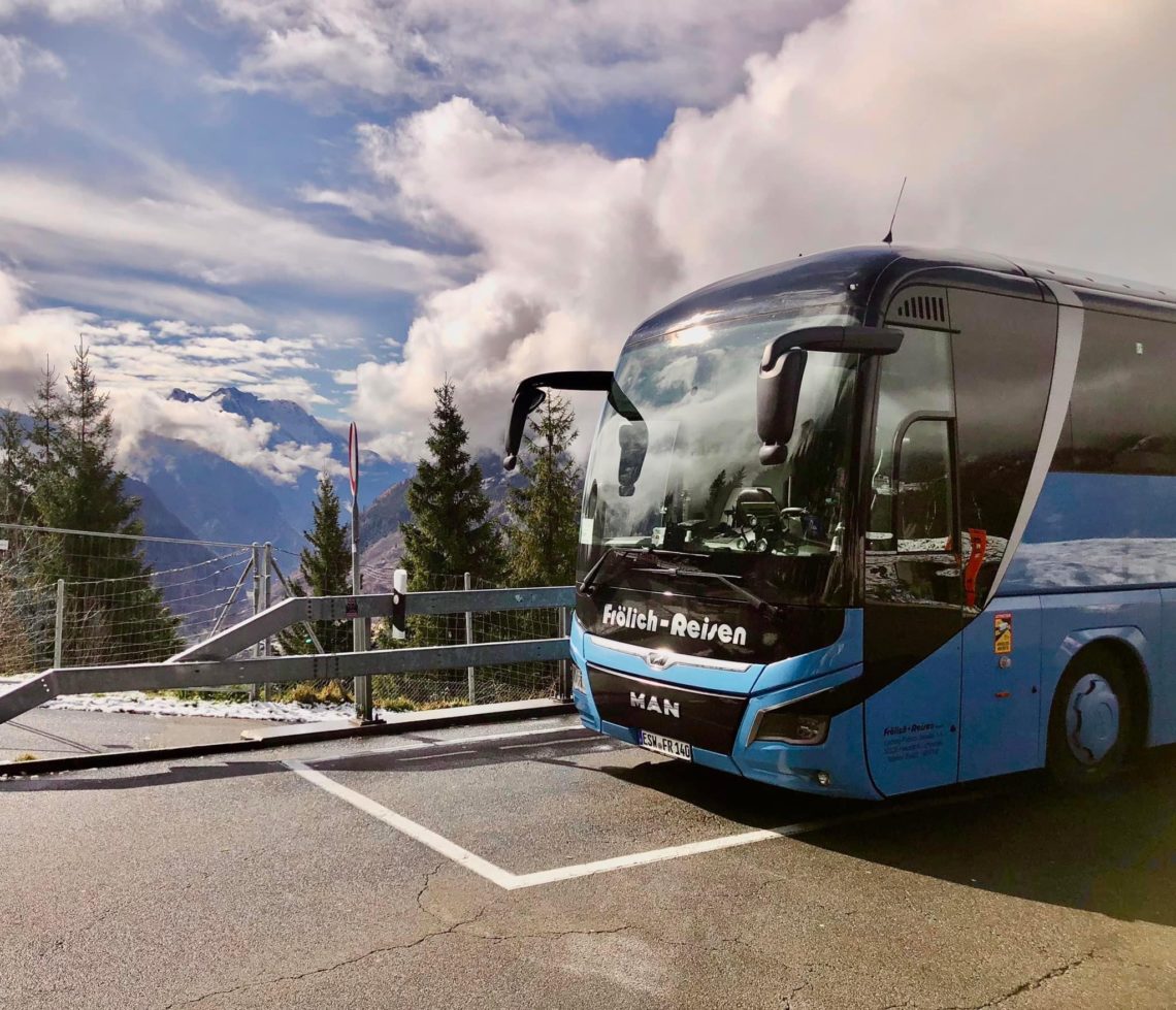 4**** Fernreisebus Frölich-Reisen