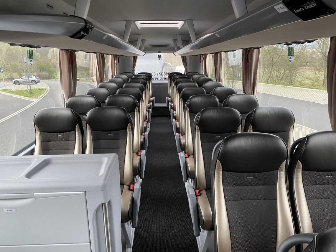4**** Fernreisebus Frölich-Reisen